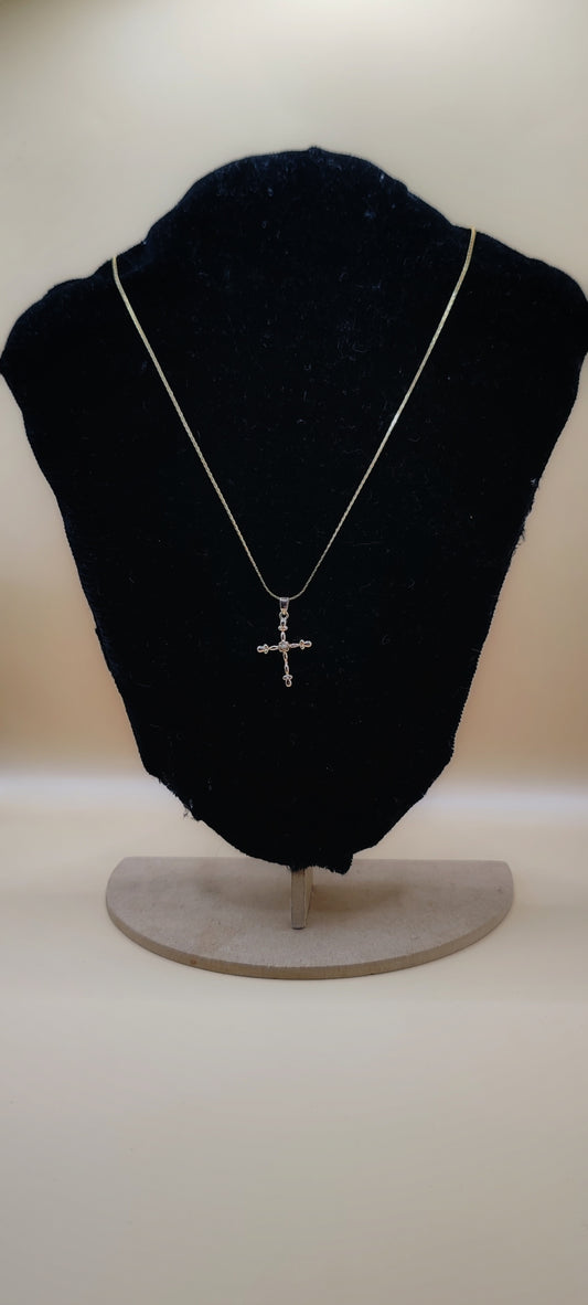 Collar Cruz sutil