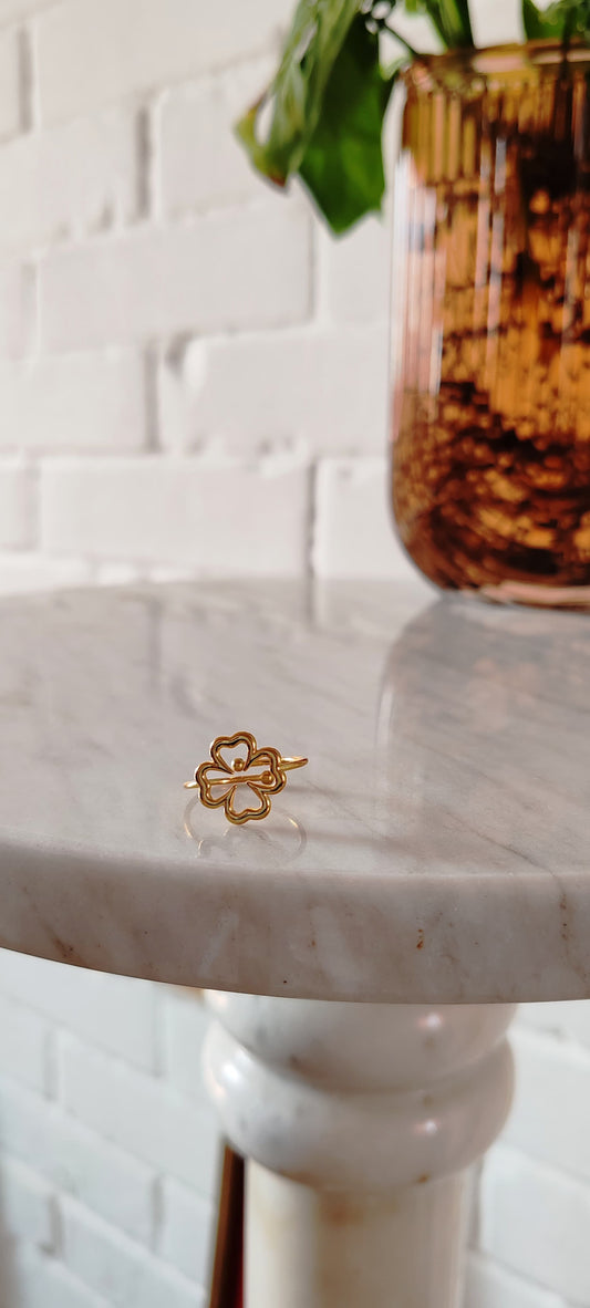Anillo Trébol Dorado