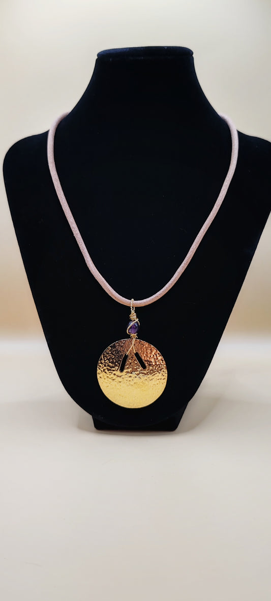 Collar Círculo Armónico con Amatista – Chapa de Oro 14K