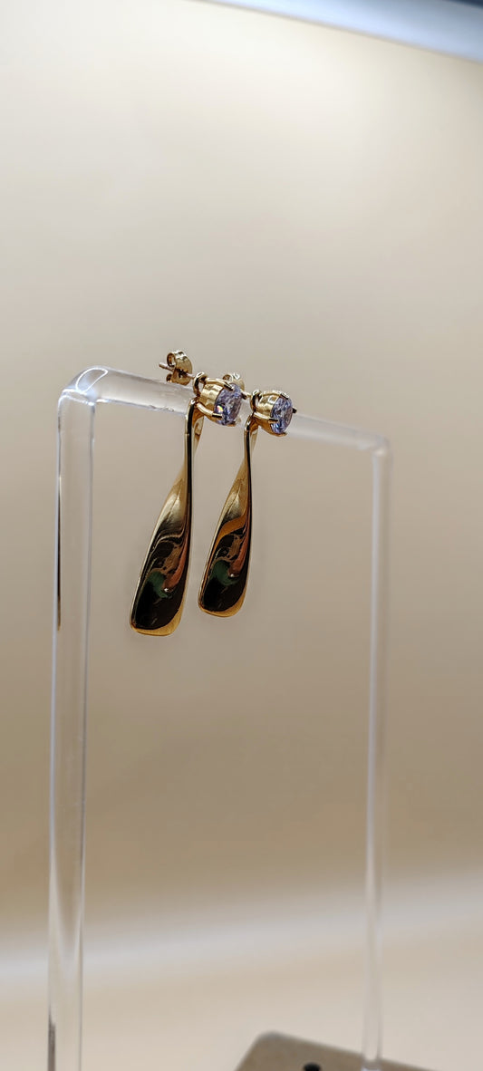 Aretes Ondulados Doble Vista Elegantes – Acero en Tono Dorado