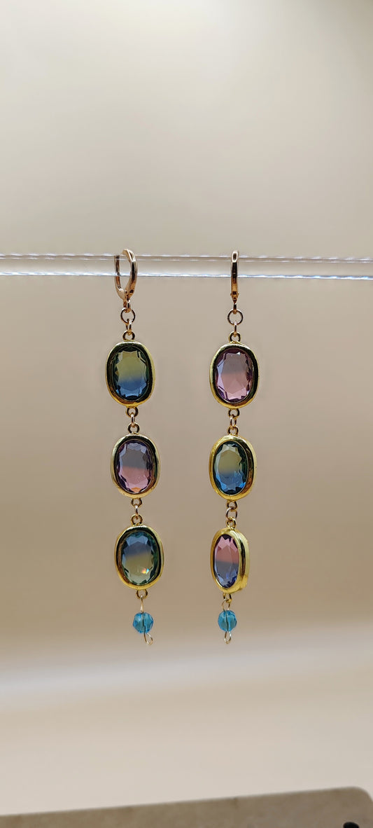 Aretes Cristales Multicolor Elegantes – Chapa de Oro