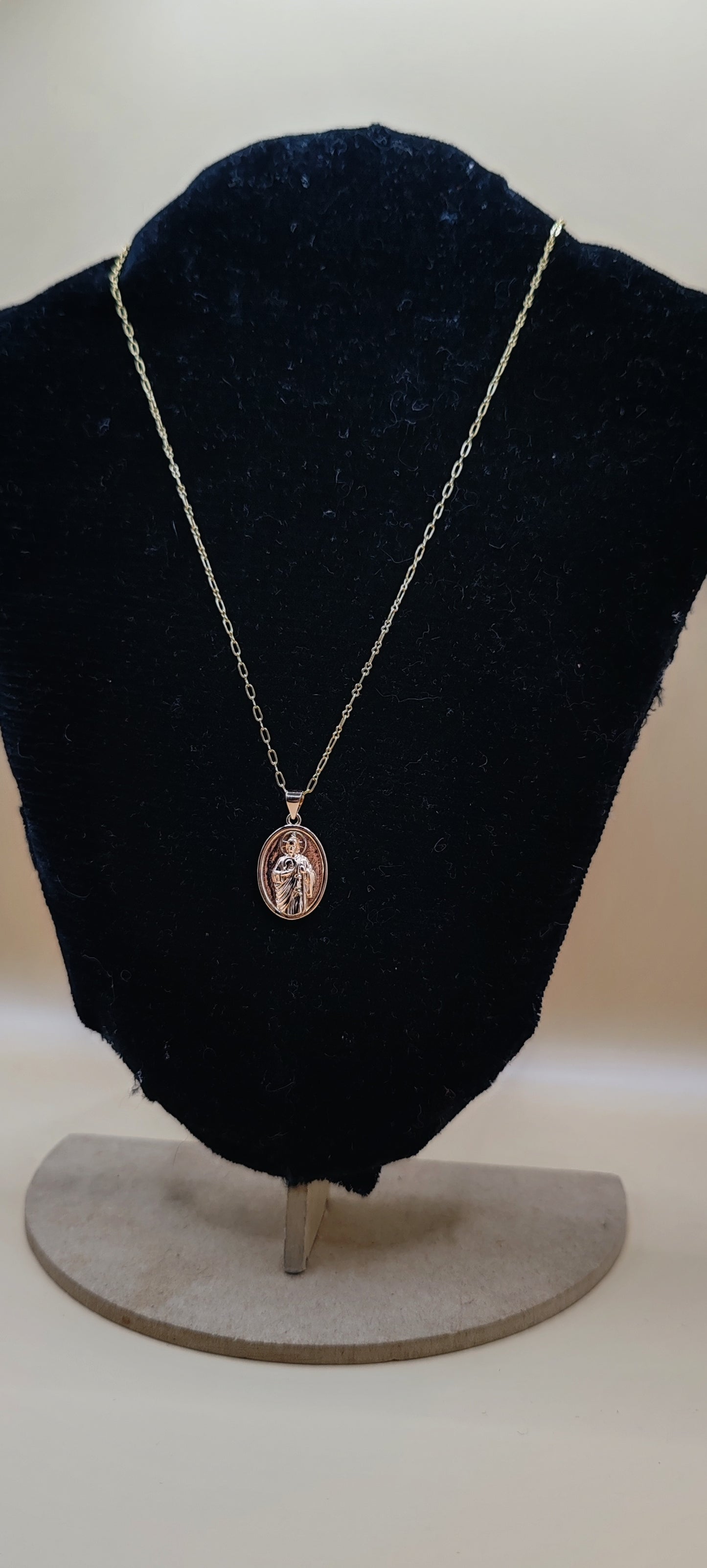 Collar con Medalla de San Judas Tadeo - Chapa de Oro 14k