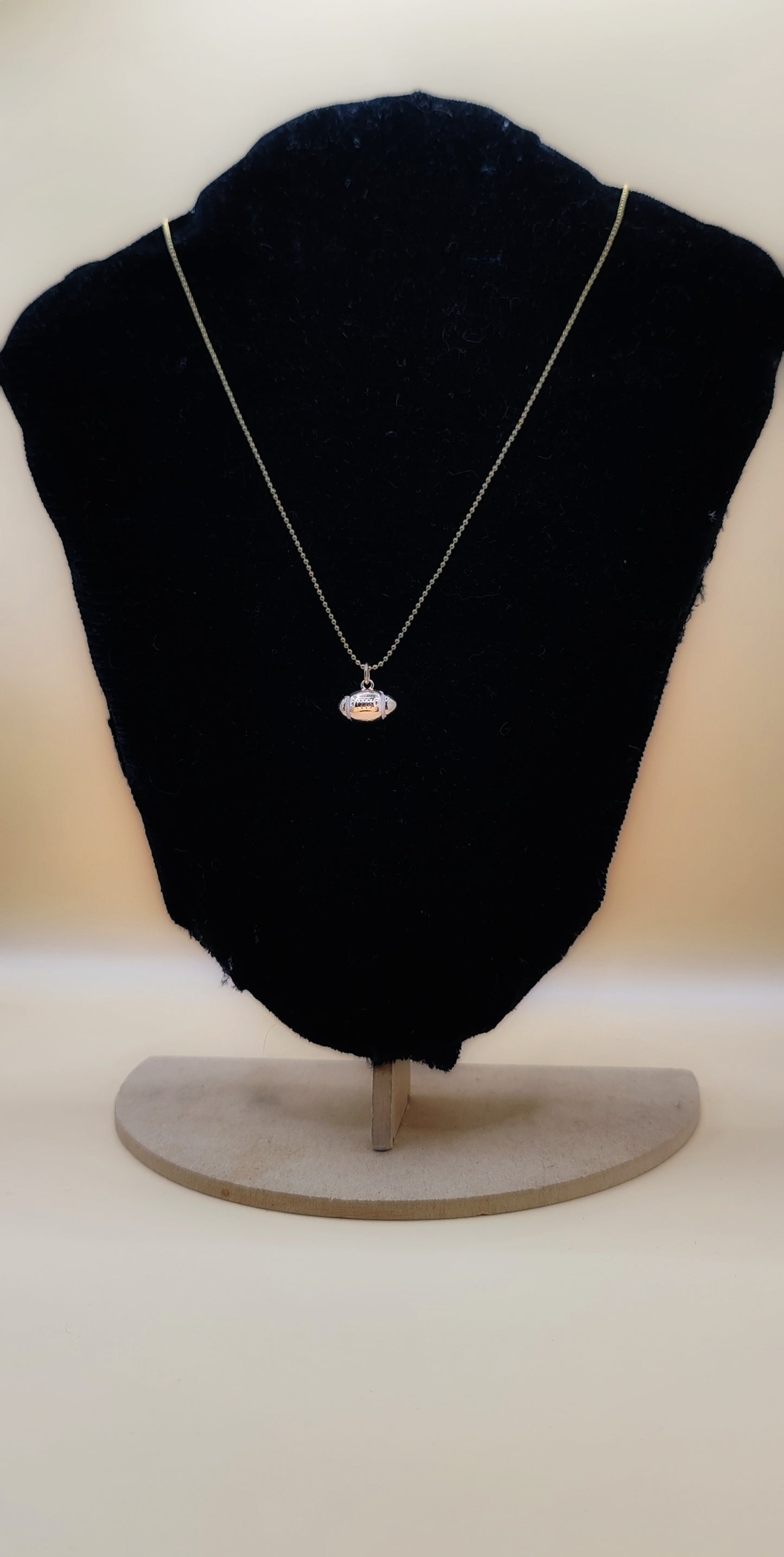 Collar Balón de Fútbol Americano - Chapa de Oro 14k