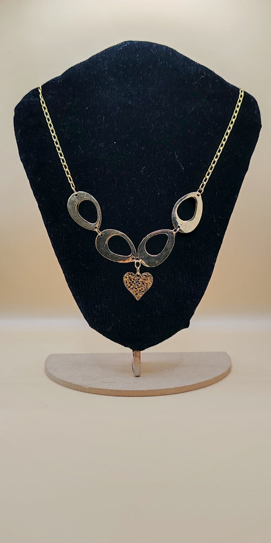 Collar Corazón entrelazado