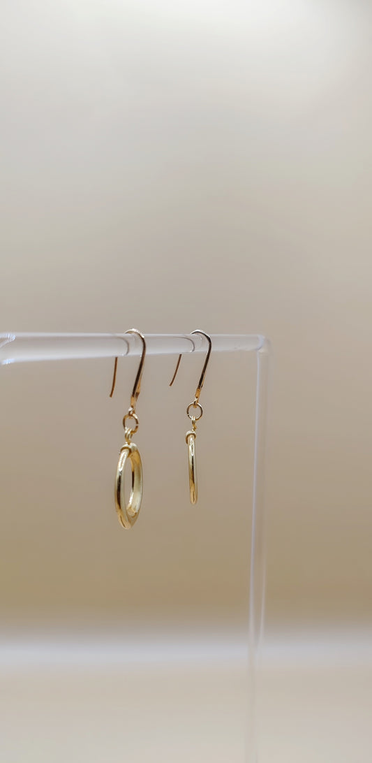 Aretes Círculo Abierto Minimal – Chapa de Oro 14K