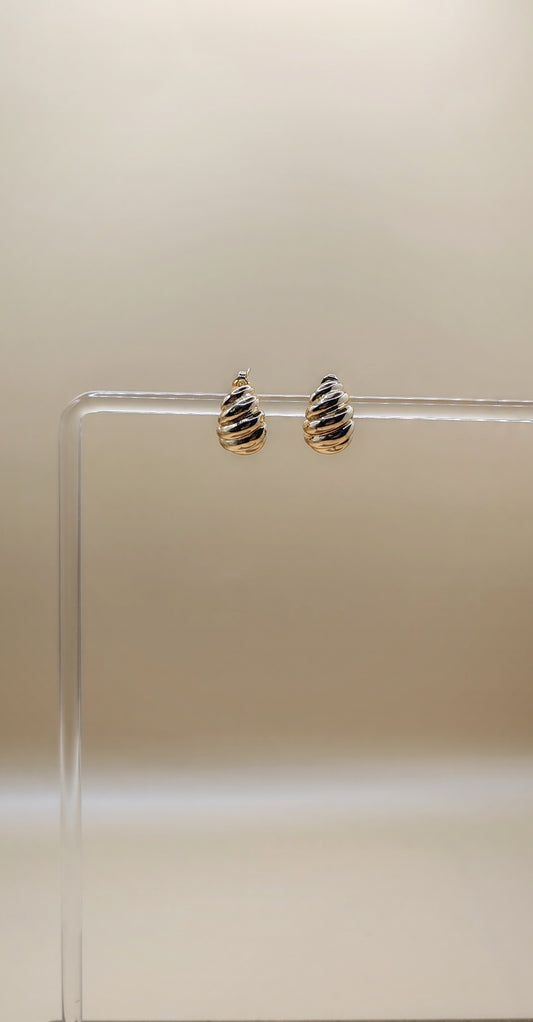 Aretes Nudo Clásico Elegante – Chapa de Oro 14K