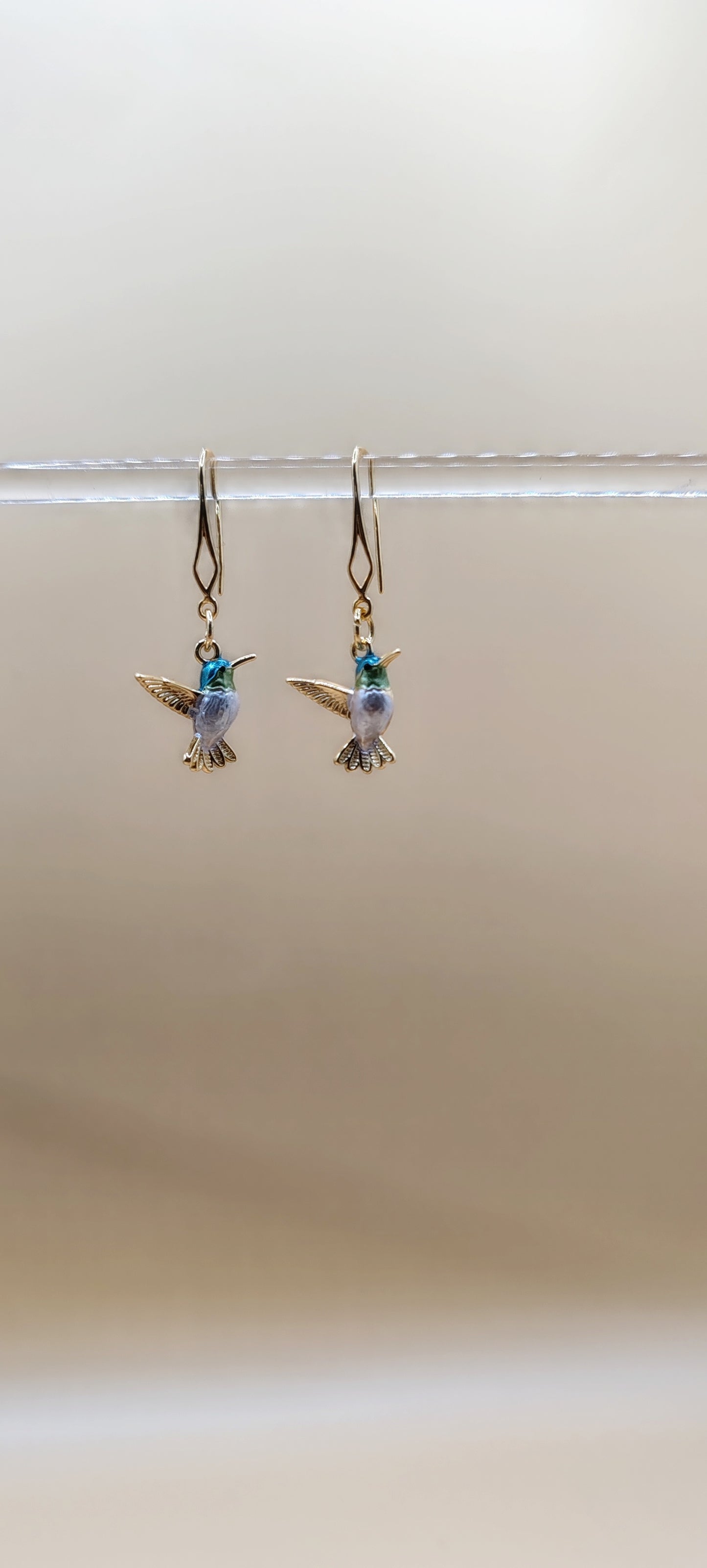 Aretes Colibrí Artesanales – Chapa de Oro 14k