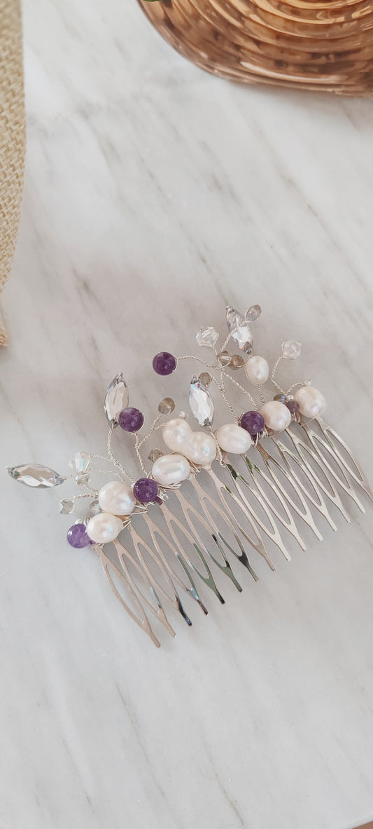 Peineta Perlas & Amatista – Hecha a Mano