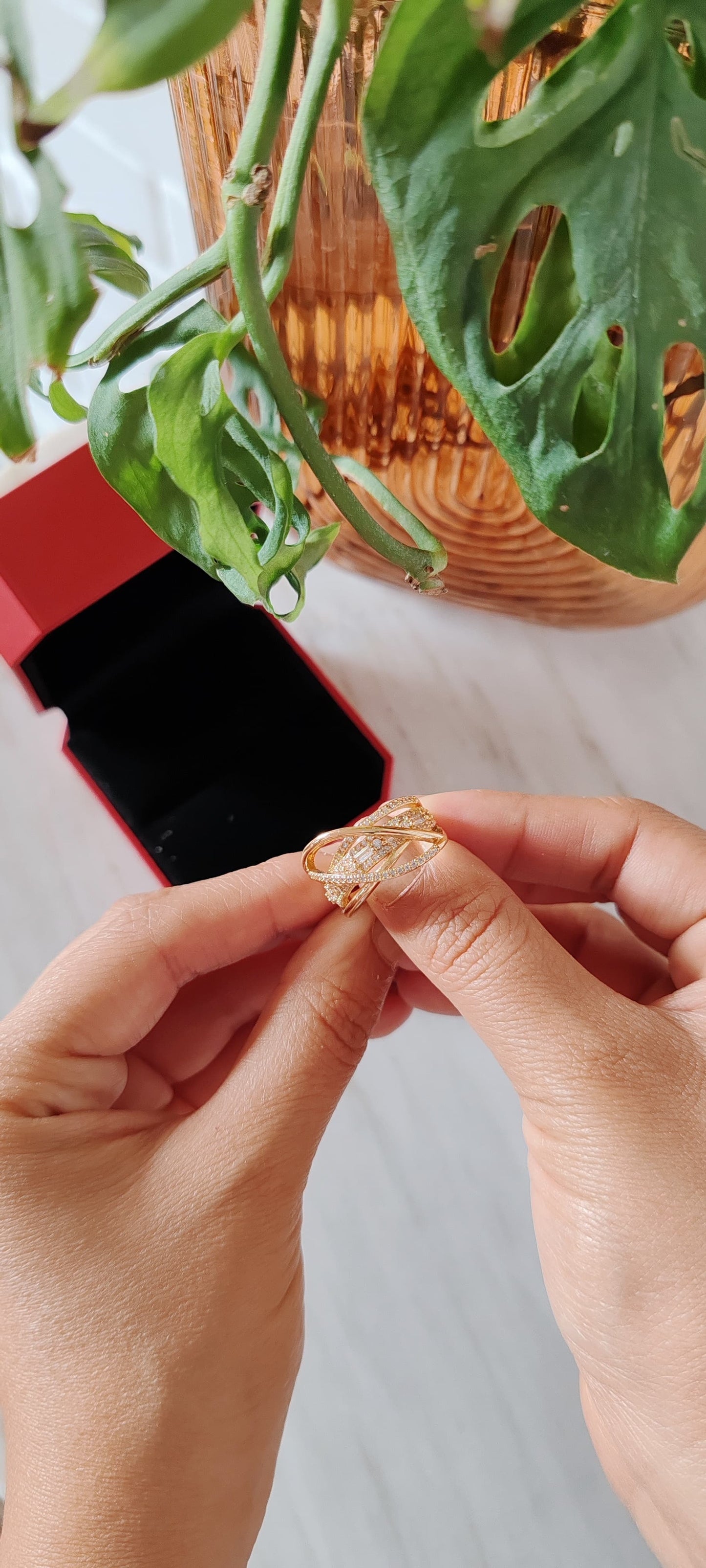 Anillo Multihilos con Zirconias