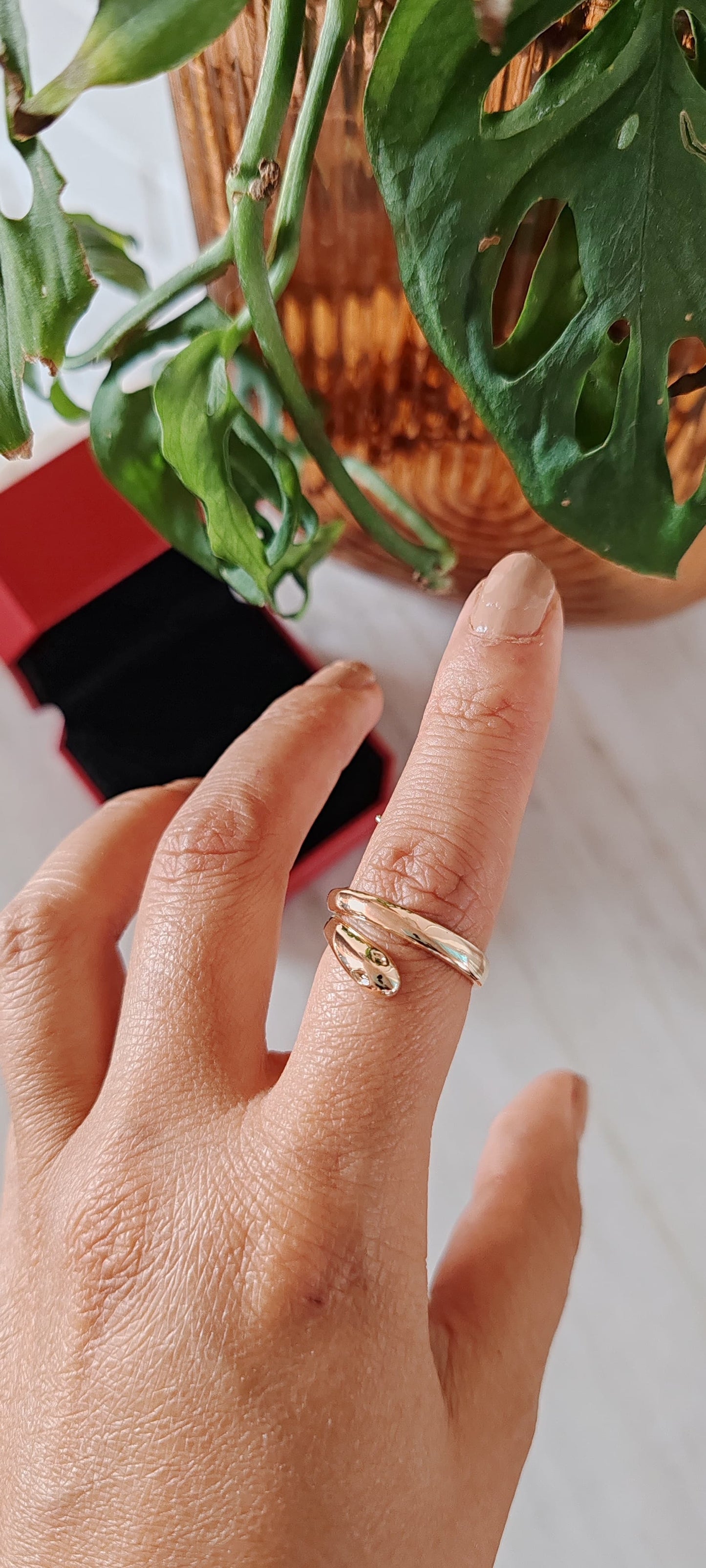 Anillo Víbora Brillo Místico